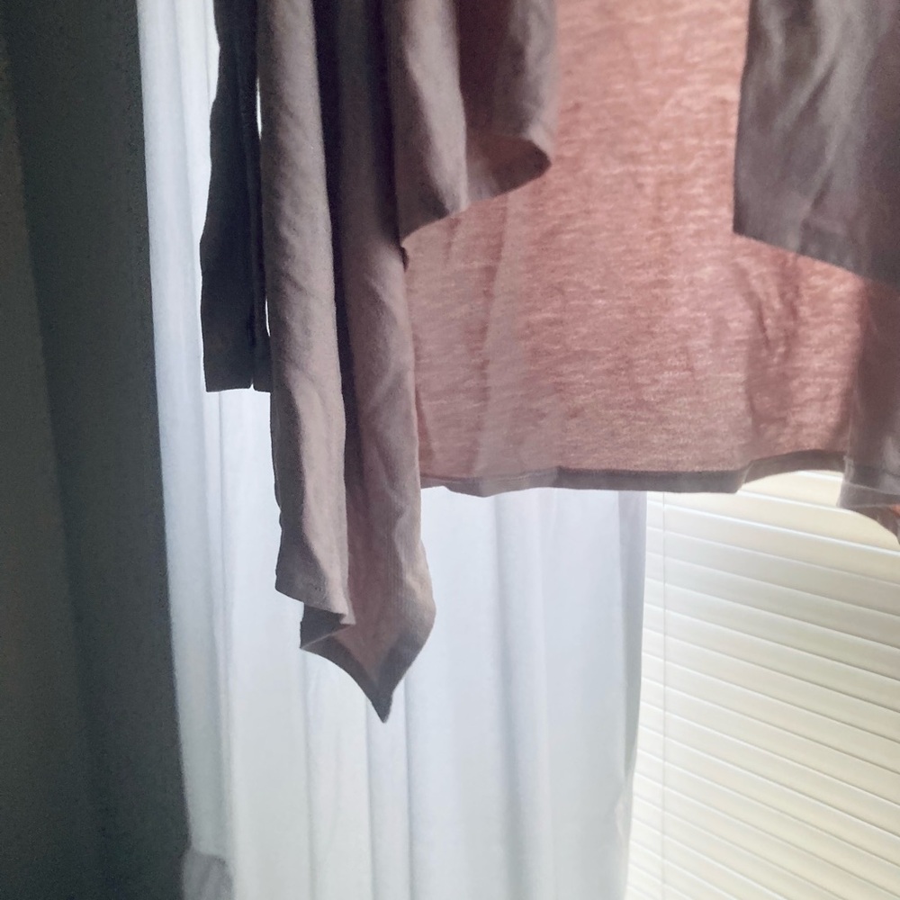 Blush Cardigan - Picture 2 of 4